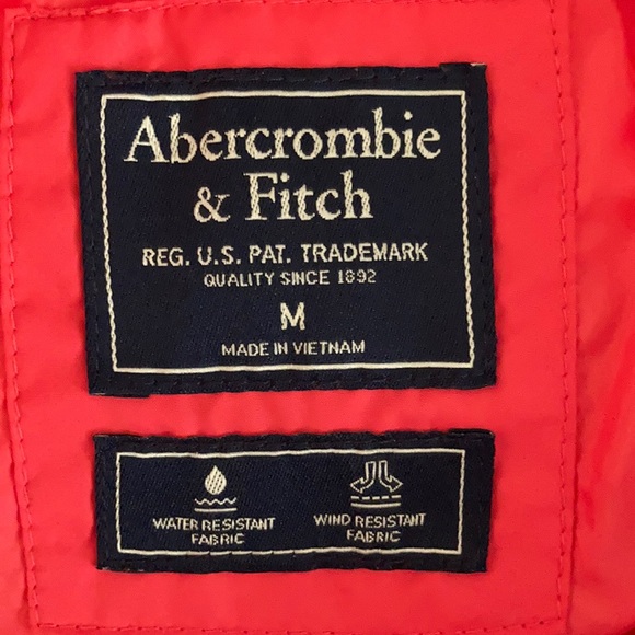 A&F Stretch Puffer - Picture 5 of 6
